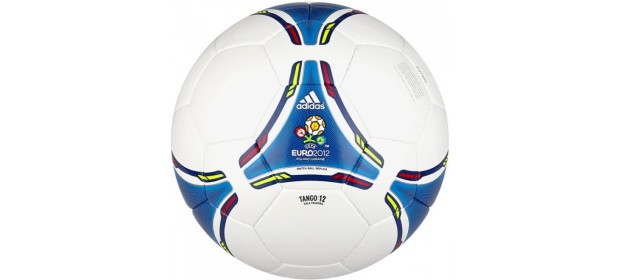 Футбольный мяч Adidas Tango12 — отзывы